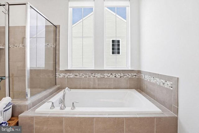 9428 DESCHAMP CT, Manassas, VA 20112