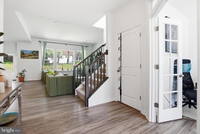 9428 DESCHAMP CT, Manassas, VA 20112