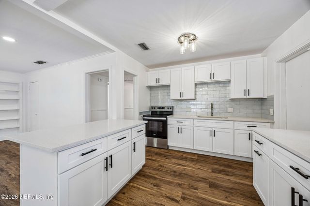 5304 CARDER Street, Jacksonville, FL 32205