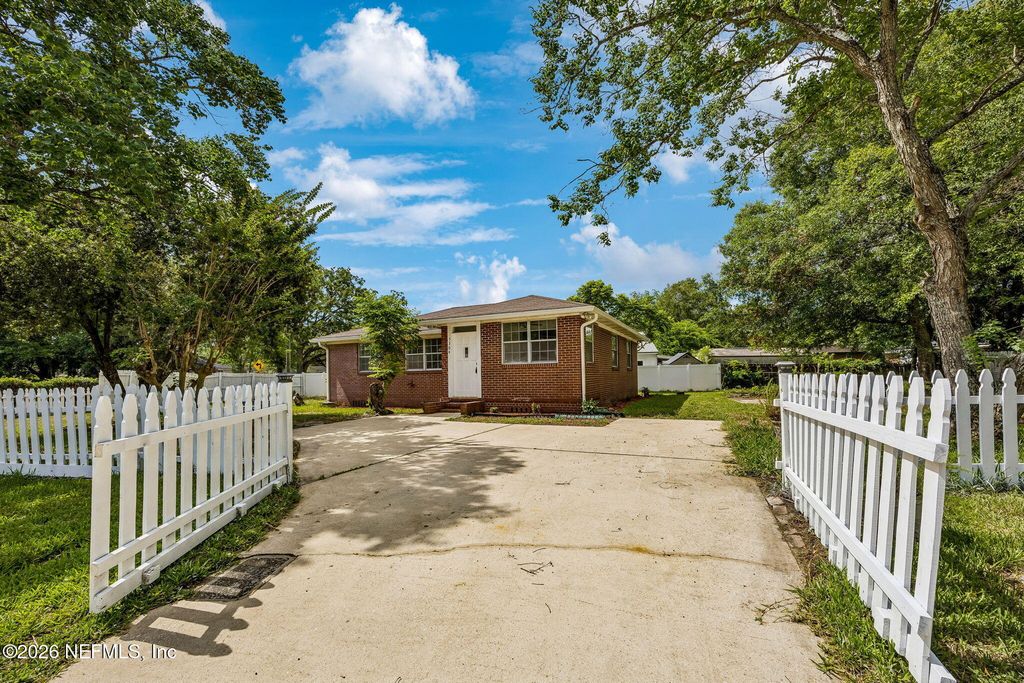 5304 CARDER Street, Jacksonville, FL 32205
