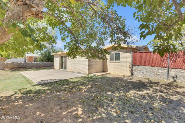 10013 KEYSTONE Drive, El Paso, TX 79924