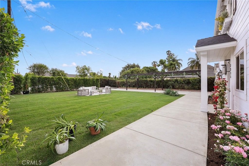 Image 27 of property listing at 2335 S 6th Avenue, Arcadia, CA 91006