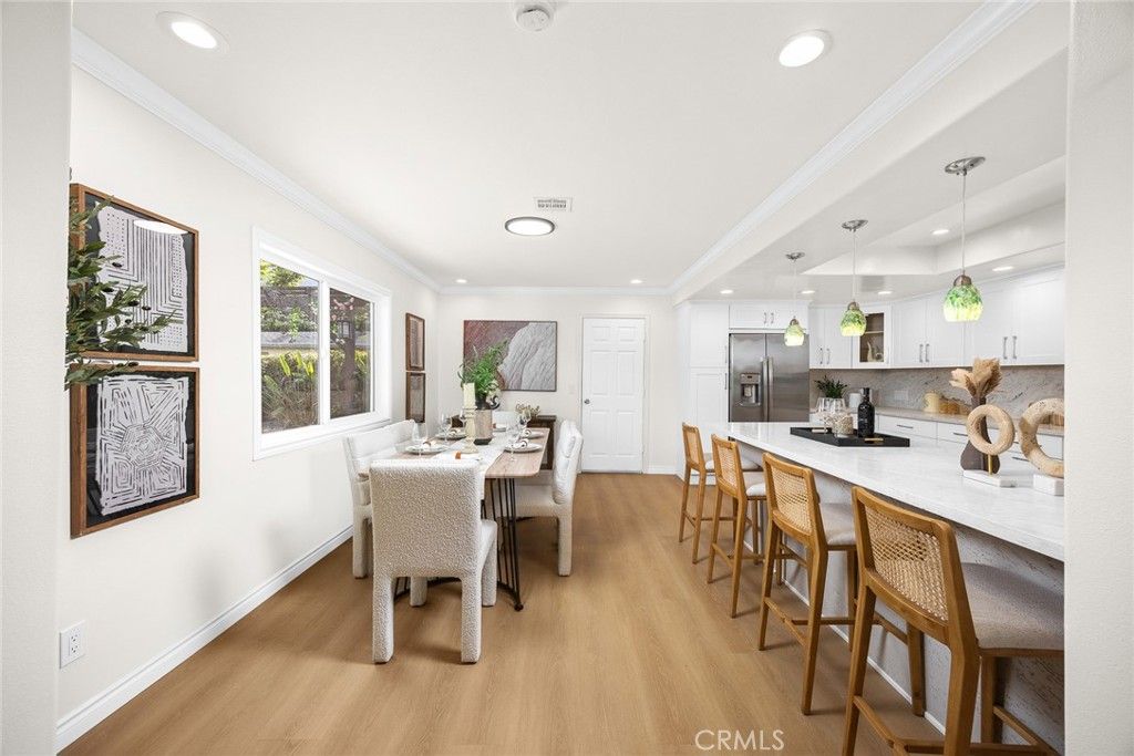 Image 9 of property listing at 2335 S 6th Avenue, Arcadia, CA 91006