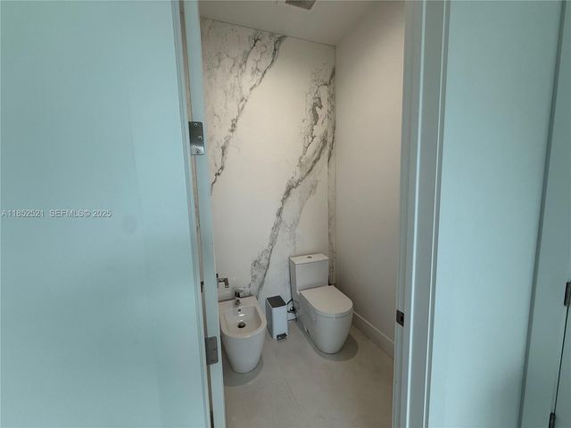 9600 SW 66th Street, Miami, FL 33173