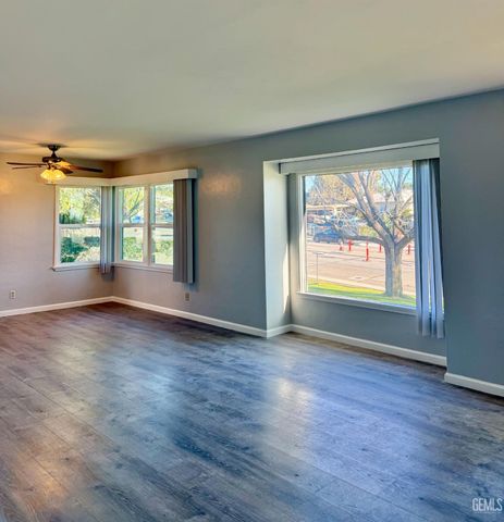 1422 Bernard Street, Bakersfield, CA 93305