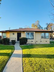 1422 Bernard Street, Bakersfield, CA 93305