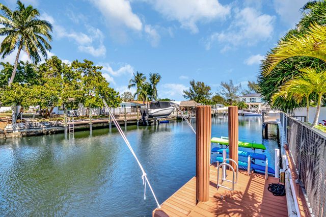 399 SW 15th Street, Boca Raton, FL 33432