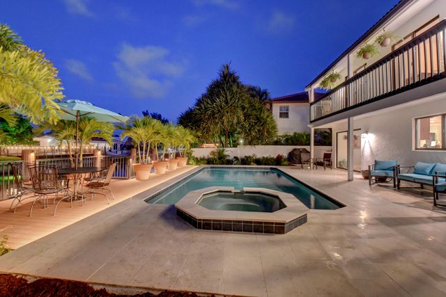 399 SW 15th Street, Boca Raton, FL 33432