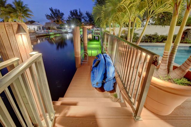 399 SW 15th Street, Boca Raton, FL 33432