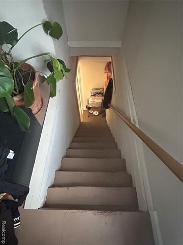 11592 Saint Aubin Street, Hamtramck, MI 48212