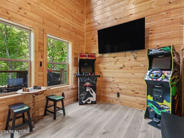 24072412 Ridgehigh Pass, Sevierville, TN 37876