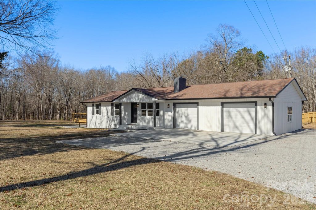 3991 Cimmeron Road, Lancaster, SC 29720