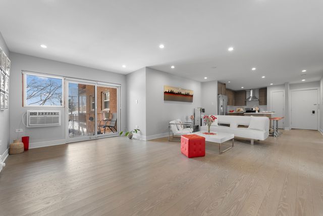 3109 Paris Avenue 204, River Grove, IL 60171