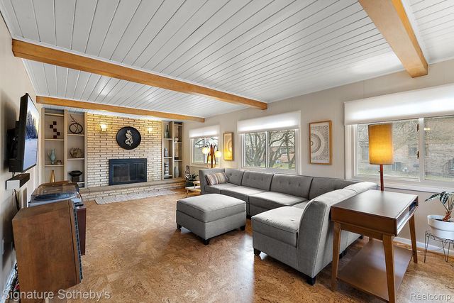 28830 Lorikay Street, Farmington Hills, MI 48334