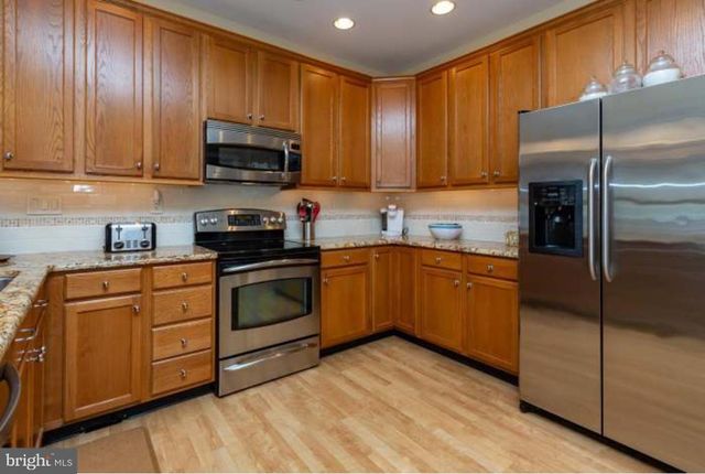 135 BIRKDALE DR, Blue Bell, PA 19422