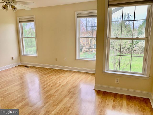 135 BIRKDALE DR, Blue Bell, PA 19422