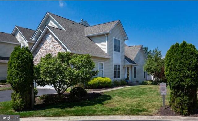 135 BIRKDALE DR, Blue Bell, PA 19422