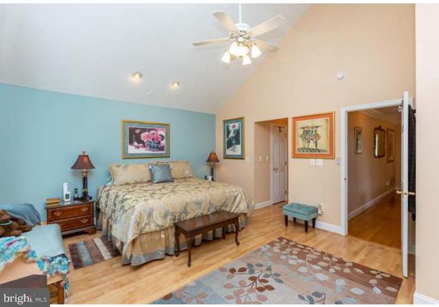 135 BIRKDALE DR, Blue Bell, PA 19422