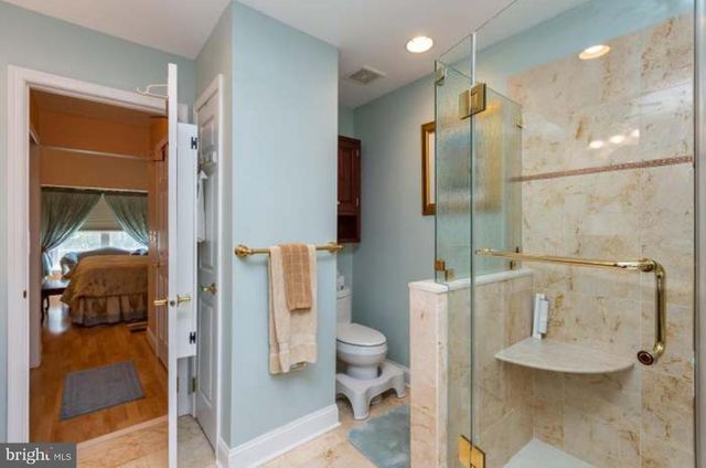 135 BIRKDALE DR, Blue Bell, PA 19422