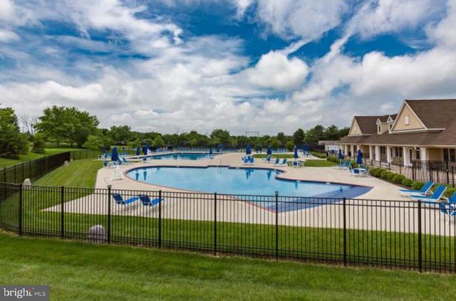 135 BIRKDALE DR, Blue Bell, PA 19422