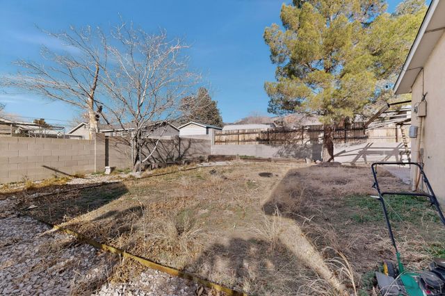 14217 Sedrev Road NE, Albuquerque, NM 87123