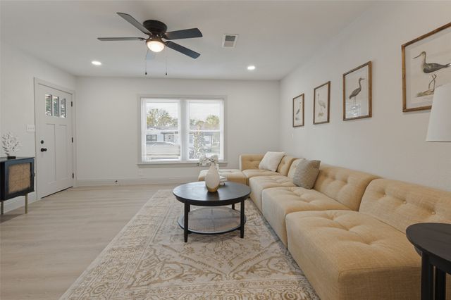 7444 Willis Avenue, Fort Worth, TX 76116