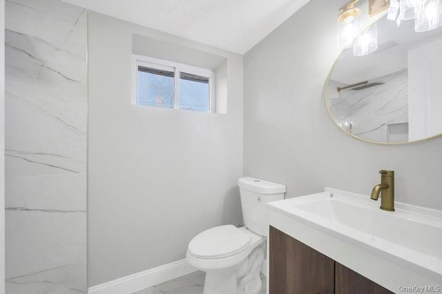 3004 New London Avenue, Medford, NY 11763