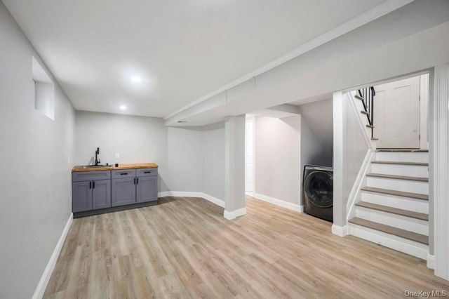 3004 New London Avenue, Medford, NY 11763