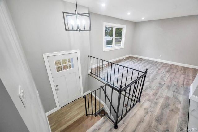 3004 New London Avenue, Medford, NY 11763