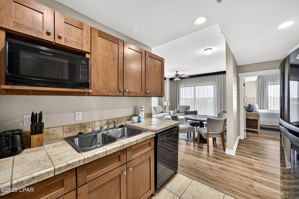 Image 6 of property listing at 15100 Front Beach Road 417, Panama City Beach, FL 32413