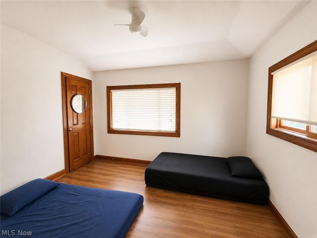 8942 Edison Street NE, Louisville, OH 44641