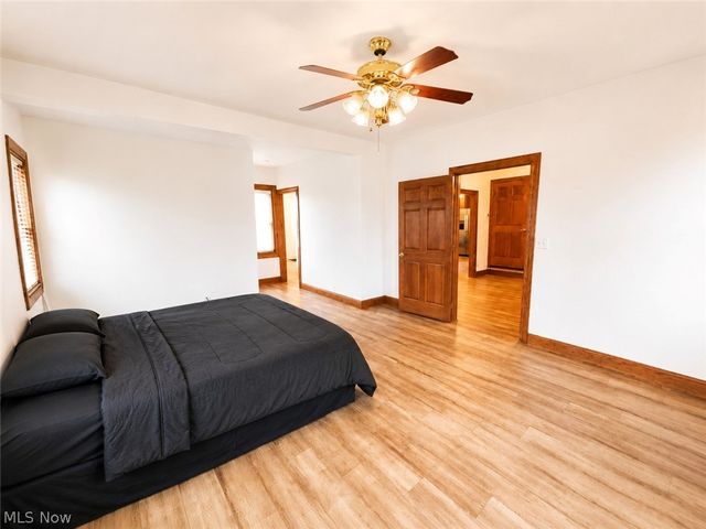 8942 Edison Street NE, Louisville, OH 44641