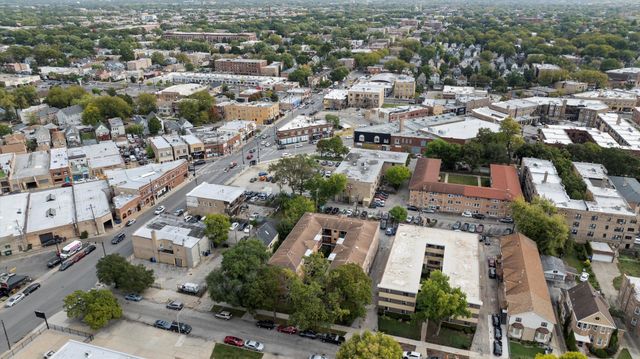 4337 N Kedvale Avenue 2E, Chicago, IL 60641