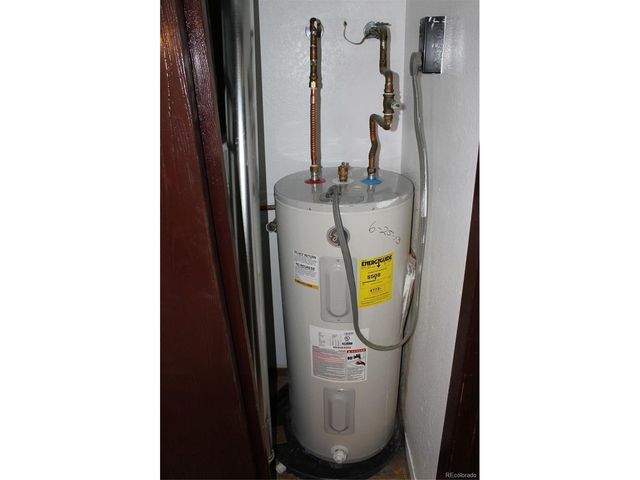 6170 E 64th Pl, Commerce City, CO 80022