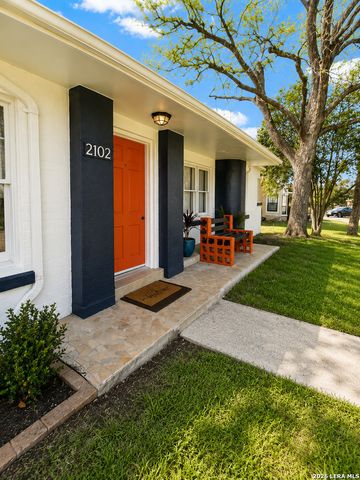 2102 W MISTLETOE AVE, San Antonio, TX 78201