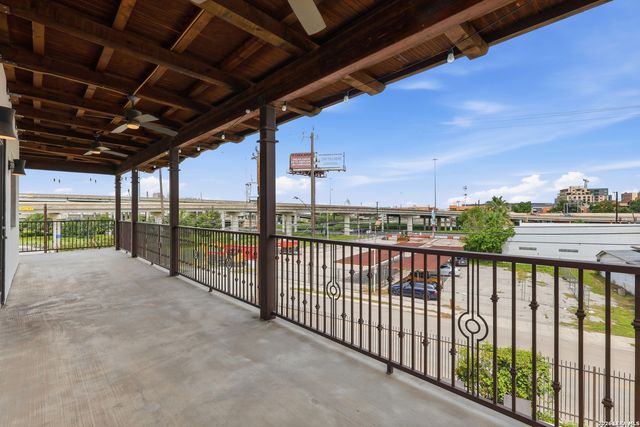 1542 N Alamo St Unit 201, San Antonio, TX 78215