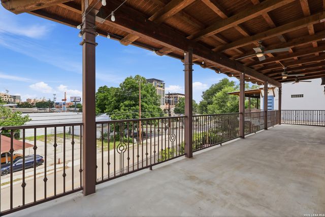 1542 N Alamo St Unit 201, San Antonio, TX 78215