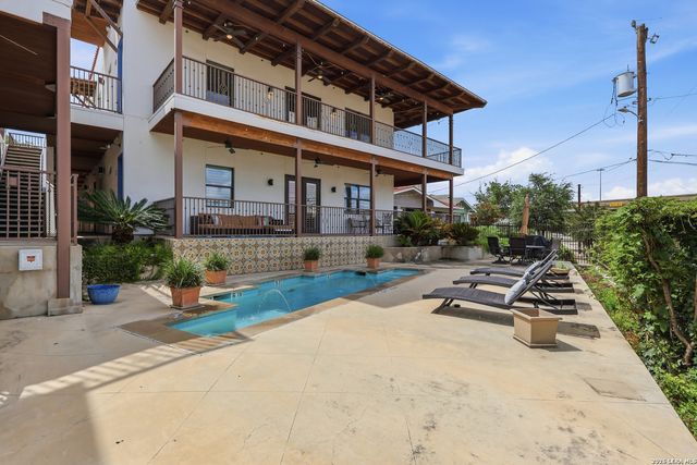 1542 N Alamo St Unit 201, San Antonio, TX 78215