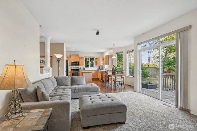 6326 Rebecca Avenue SE, Auburn, WA 98092