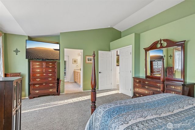 6326 Rebecca Avenue SE, Auburn, WA 98092