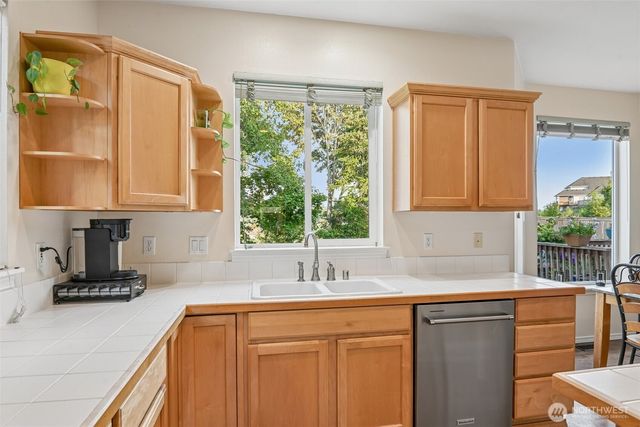 6326 Rebecca Avenue SE, Auburn, WA 98092