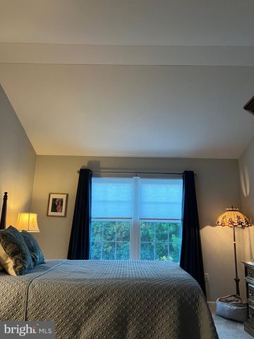 204 CARRINGTON CT, Warwick, PA 18974