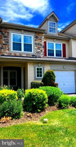 204 CARRINGTON CT, Warwick, PA 18974