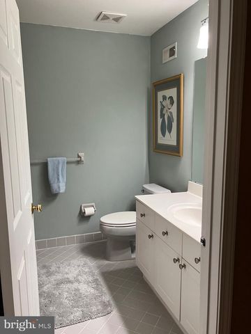204 CARRINGTON CT, Warwick, PA 18974