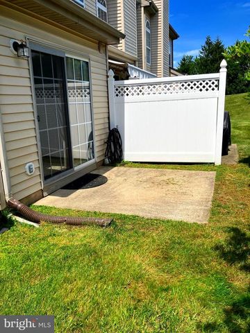 204 CARRINGTON CT, Warwick, PA 18974