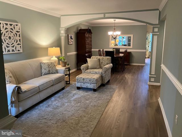 204 CARRINGTON CT, Warwick, PA 18974
