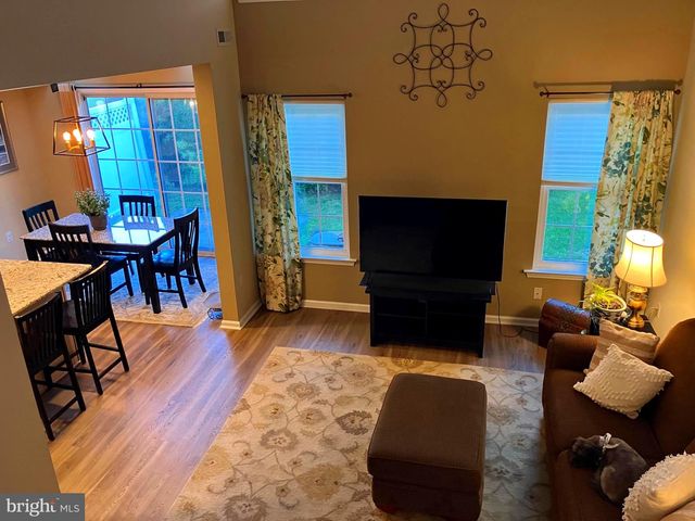 204 CARRINGTON CT, Warwick, PA 18974