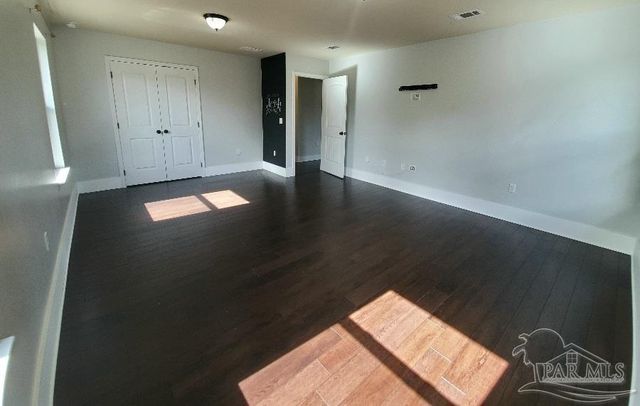 2549 Redford Dr, Cantonment, FL 32533