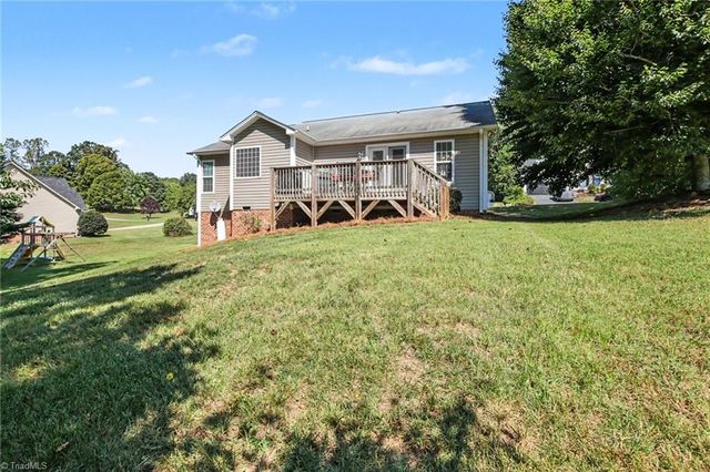 848 Ridge View Terrace, Rural Hall, NC 27045