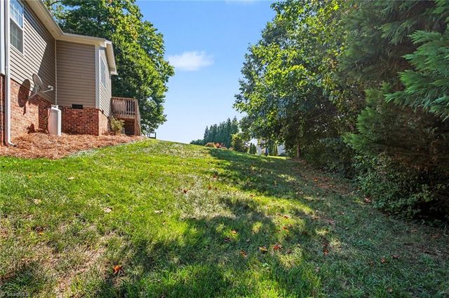 848 Ridge View Terrace, Rural Hall, NC 27045